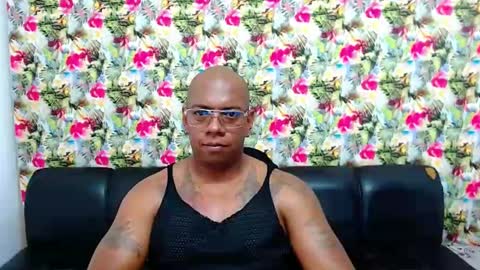 Snapshot of tom_miller chatting on January 2025 05:29:01 AM Tom Miller online show from January 2025 05:29:01 AM