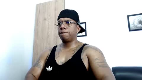 Snapshot of tom_miller chatting on February 2025 05:46:01 AM Tom Miller online show from February 2025 05:46:01 AM