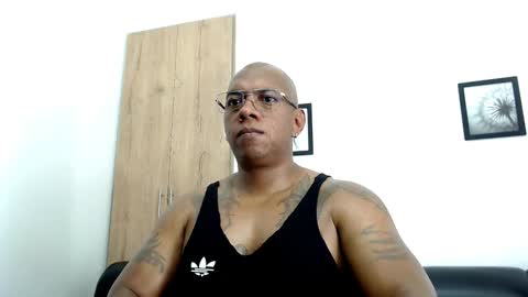 Snapshot of tom_miller chatting on February 2025 04:48:01 AM Tom Miller online show from February 2025 04:48:01 AM