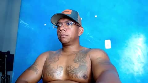 Snapshot of tom_miller chatting on November 2025 02:34:02 AM Tom Miller online show from November 2025 02:34:02 AM