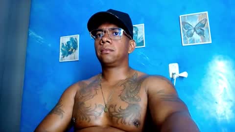 Snapshot of tom_miller chatting on November 2025 02:21:01 AM Tom Miller online show from November 2025 02:21:01 AM