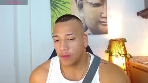 Tom muscle1 online show from January 2025 06:32:02 PM