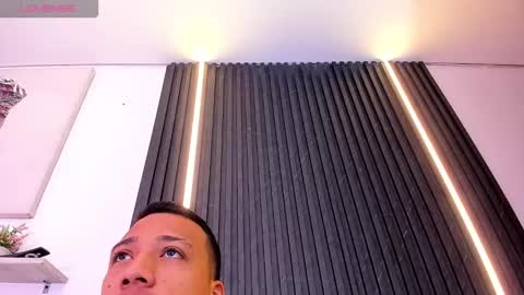 Tom muscle1 online show from November 2025 12:04:01 PM