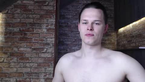 Tom online show from October 2025 08:37:01 AM