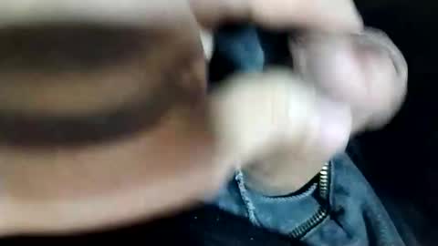 Tomas online show from February 2025 12:42:01 AM