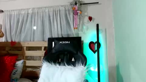 tomas gerauld. make me happy with 10000 tokens online show from March 2026 03:02:01 AM