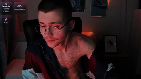 tomas_norton online show from April 2026 08:36:02 PM