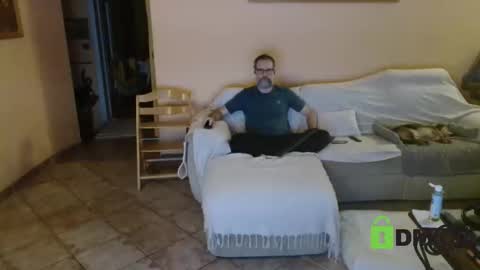 Snapshot of tomasmilian77 chatting on November 2025 11:14:01 PM Tomas Milian online show from November 2025 11:14:01 PM