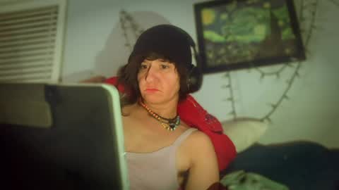 Snapshot of tomboy_titties chatting on May 2026 07:14:02 AM tomboy_titties online show from May 2026 07:14:02 AM