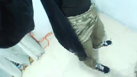 Blue online show from December 2024 01:04:02 AM