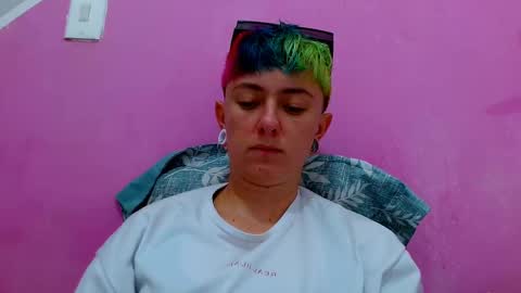 Blue online show from September 2025 06:52:01 PM