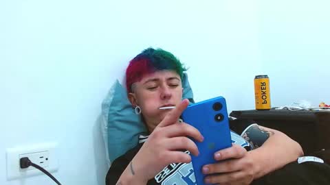 Blue online show from November 2025 12:33:02 PM