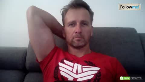 Snapshot of tomhardic chatting on October 2025 11:20:02 AM TOM online show from October 2025 11:20:02 AM