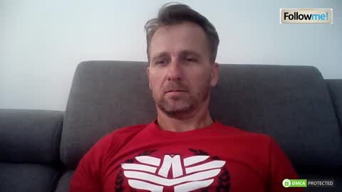 Snapshot of tomhardic chatting on October 2025 08:04:02 AM TOM online show from October 2025 08:04:02 AM