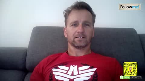 Snapshot of tomhardic chatting on November 2025 09:46:02 PM TOM online show from November 2025 09:46:02 PM