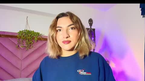   online show from October 2025 12:25:01 PM