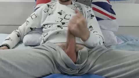 Snapshot of tommaso9046 chatting on October 2025 05:25:01 PM tommaso9046 online show from October 2025 05:25:01 PM