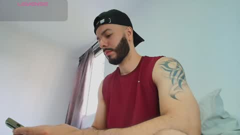 Snapshot of tommel_bailey chatting on May 2026 12:23:02 PM Tommel Bailey online show from May 2026 12:23:02 PM