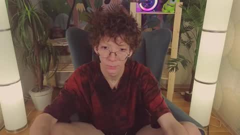 Tommie online show from March 2025 05:40:02 AM