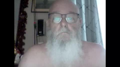 Tommie online show from September 2025 01:38:01 PM