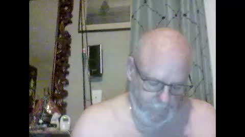 Tommie online show from October 2025 10:58:02 AM