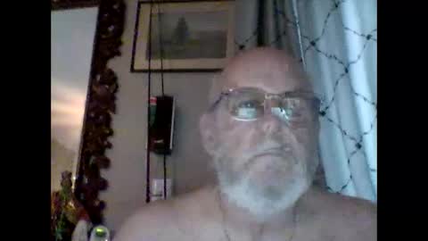 Tommie online show from November 2025 12:15:02 PM