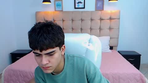 Snapshot of tommy18__ chatting on January 2025 06:02:02 AM Tommy online show from January 2025 06:02:02 AM