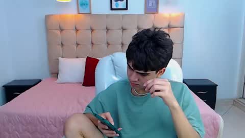 Snapshot of tommy18__ chatting on January 2025 09:13:02 AM Tommy online show from January 2025 09:13:02 AM