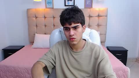 Snapshot of tommy18__ chatting on January 2025 07:08:01 AM Tommy online show from January 2025 07:08:01 AM