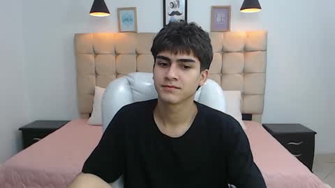 Snapshot of tommy18__ chatting on January 2025 06:33:01 AM Tommy online show from January 2025 06:33:01 AM