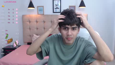 Snapshot of tommy18__ chatting on January 2025 06:49:01 AM Tommy online show from January 2025 06:49:01 AM