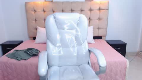 Snapshot of tommy18__ chatting on January 2025 09:59:01 AM Tommy online show from January 2025 09:59:01 AM