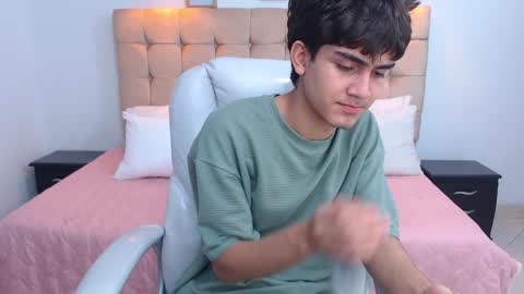 Snapshot of tommy18__ chatting on February 2025 06:46:01 AM Tommy online show from February 2025 06:46:01 AM