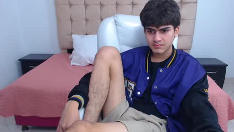 Snapshot of tommy18__ chatting on February 2025 09:32:02 AM Tommy online show from February 2025 09:32:02 AM