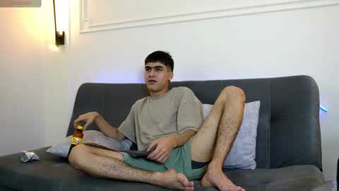 Snapshot of tommy18__ chatting on February 2025 07:16:02 AM Tommy online show from February 2025 07:16:02 AM