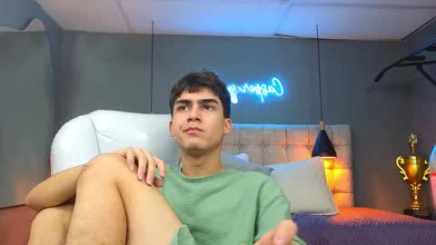 Snapshot of tommy18__ chatting on March 2025 08:43:01 AM Tommy online show from March 2025 08:43:01 AM