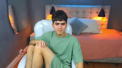 Snapshot of tommy18__ chatting on March 2025 09:57:01 AM Tommy online show from March 2025 09:57:01 AM