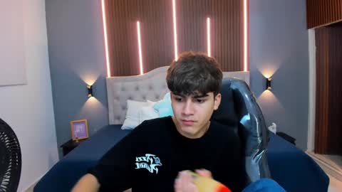 Snapshot of tommy18__ chatting on September 2025 03:30:01 AM Tommy online show from September 2025 03:30:01 AM