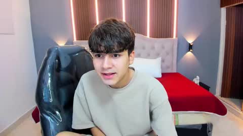 Snapshot of tommy18__ chatting on September 2025 03:21:02 AM Tommy online show from September 2025 03:21:02 AM