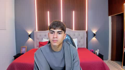 Snapshot of tommy18__ chatting on October 2025 03:42:02 AM Tommy online show from October 2025 03:42:02 AM