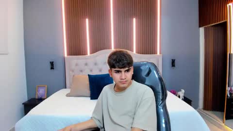 Snapshot of tommy18__ chatting on October 2025 05:08:01 AM Tommy online show from October 2025 05:08:01 AM