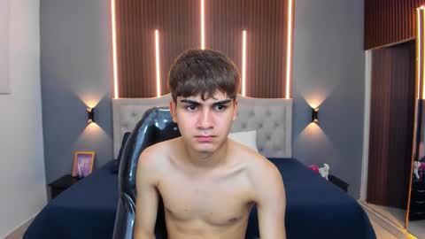 Snapshot of tommy18__ chatting on November 2025 05:17:01 AM Tommy online show from November 2025 05:17:01 AM