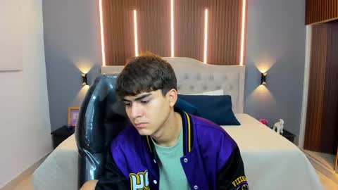 Snapshot of tommy18__ chatting on November 2025 03:23:02 AM Tommy online show from November 2025 03:23:02 AM