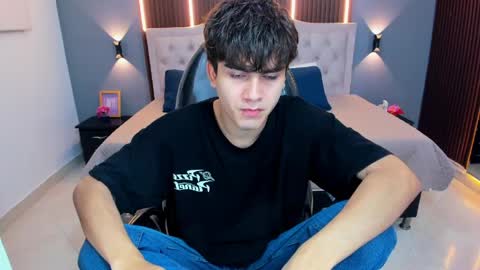 Tommy  online show from March 2026 03:41:02 AM