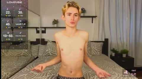 Tommy online show from October 2025 02:18:01 AM