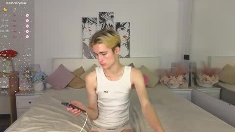 Tommy online show from October 2025 05:44:01 PM