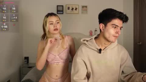 Snapshot of tommy_and_sophie chatting on September 2025 05:27:02 PM tommy and sophie online show from September 2025 05:27:02 PM