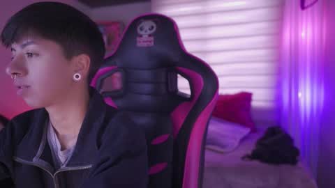 Blue  online show from March 2025 12:09:02 PM