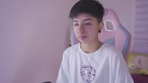 Blue  online show from December 2025 12:58:01 PM