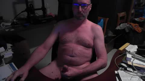 tommy_en online show from February 2025 09:41:01 AM